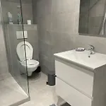 بيت للعطل Maison Proche Du Centre De La Gare L Aeroport De شارلروا