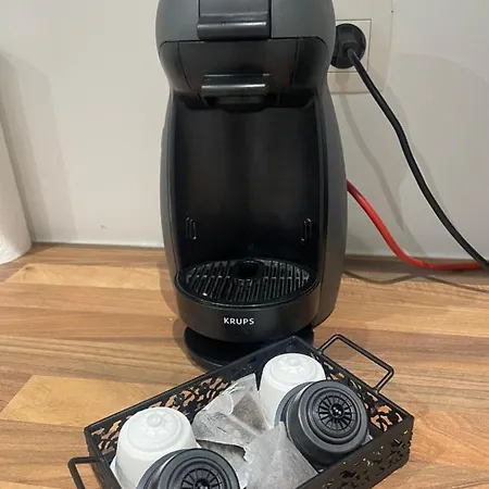 Maison Proche Du Centre De La Gare L Aéroport De Сasa de vacaciones Charleroi